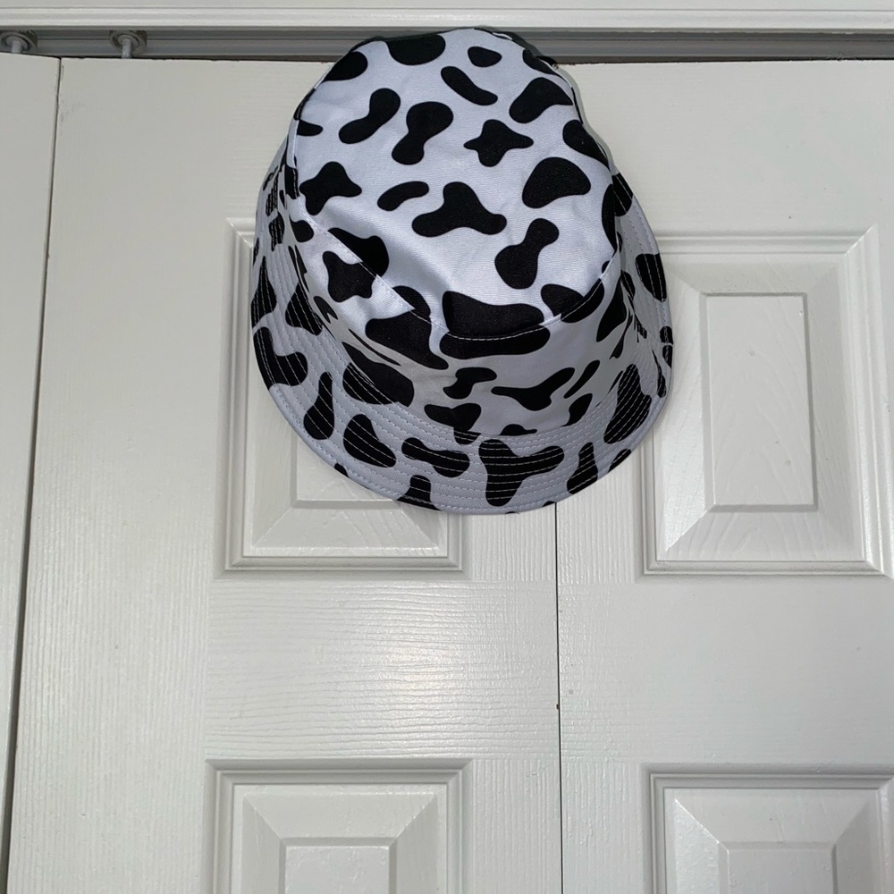Cow print bucket hat